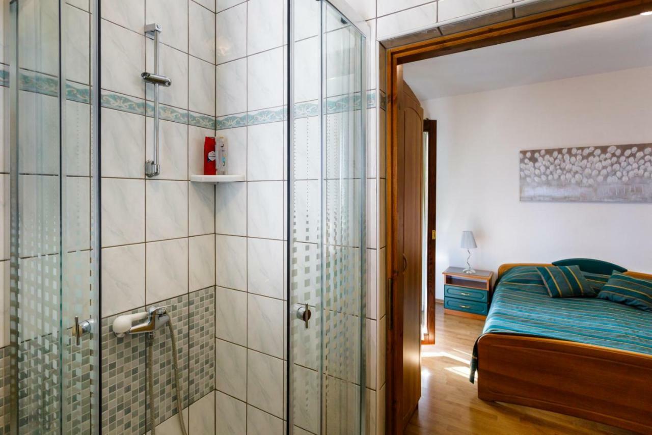 Rooms Mimi Krk Town Extérieur photo